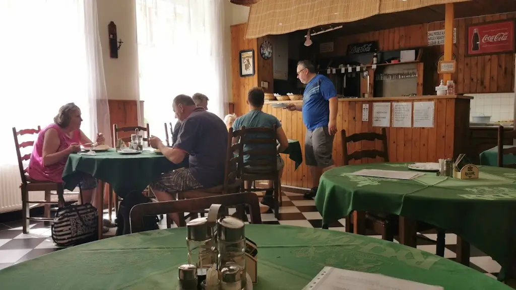 Patrik Berný_Restaurace Daniel_Okres Sokolov_recensione