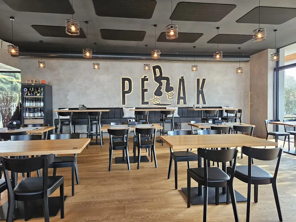 Pérák restaurant in Okres Sokolov