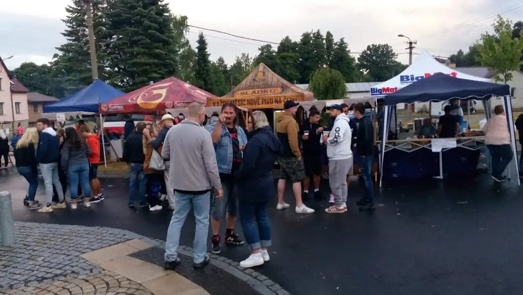 Eva Čitanová_Hospůdka ve Šnekách_Plesná_review