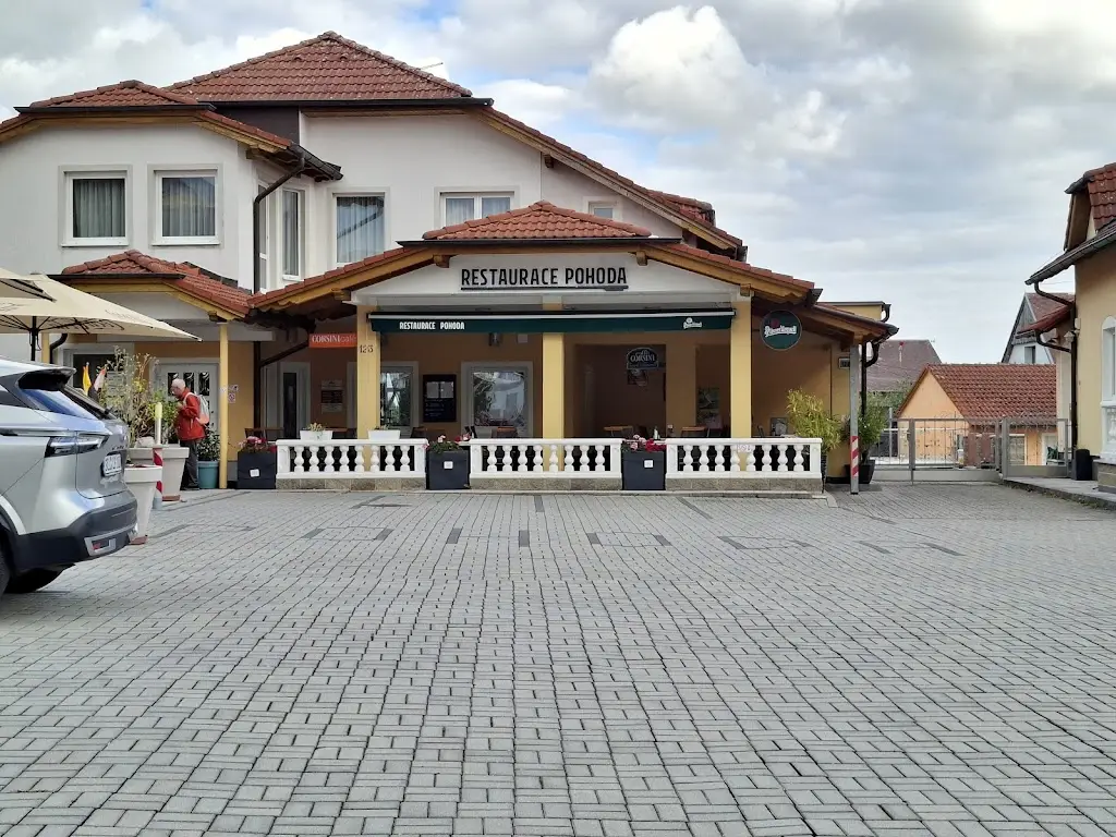Restaurace Pohoda_Skalná_slider_image_3