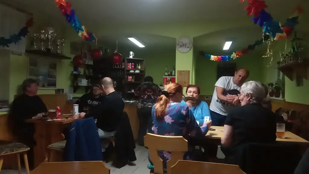 civadele_Pohostinství U Kostela TJ Sokol_Velká Hleďsebe_review