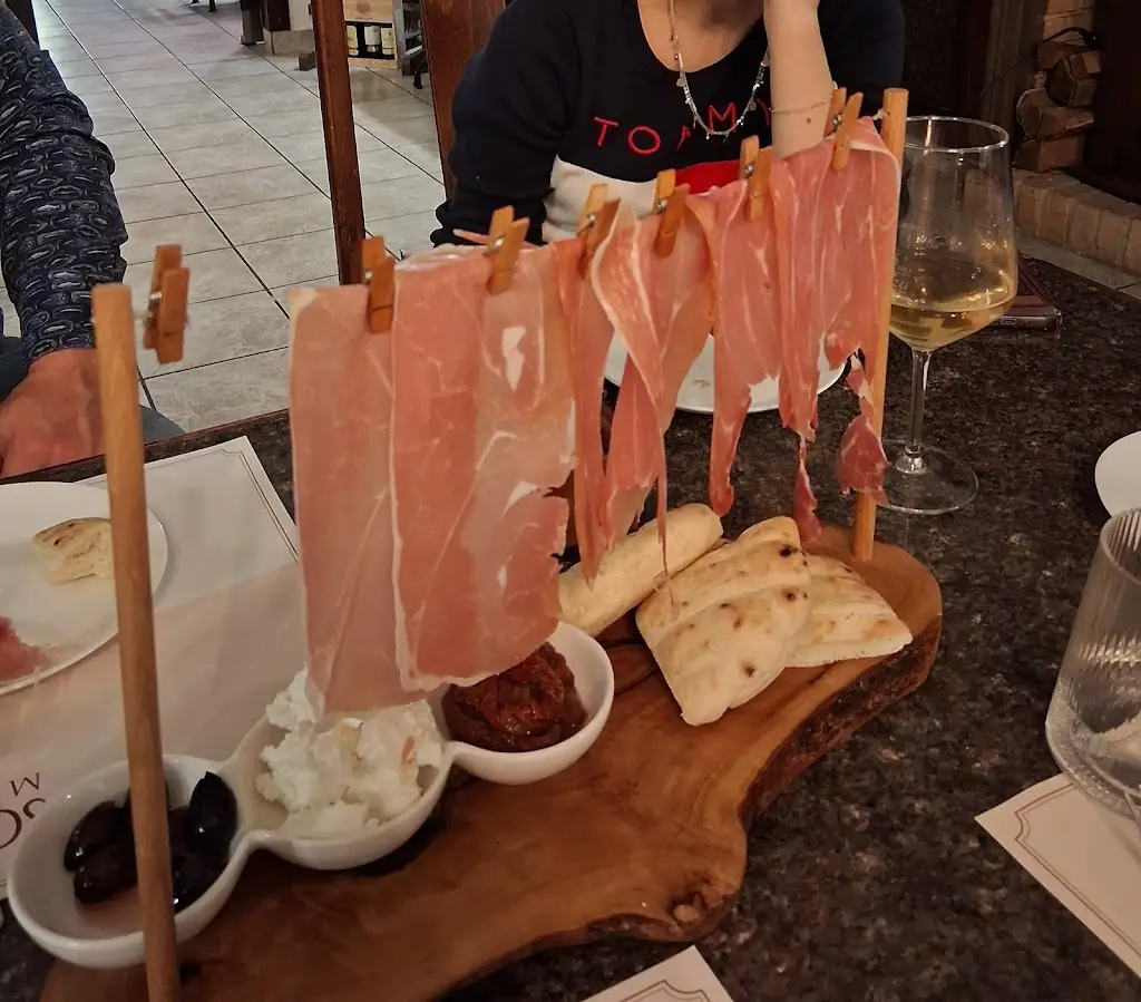 Vito Luka Vilagos_Balkaňeros_Velká Hleďsebe_review