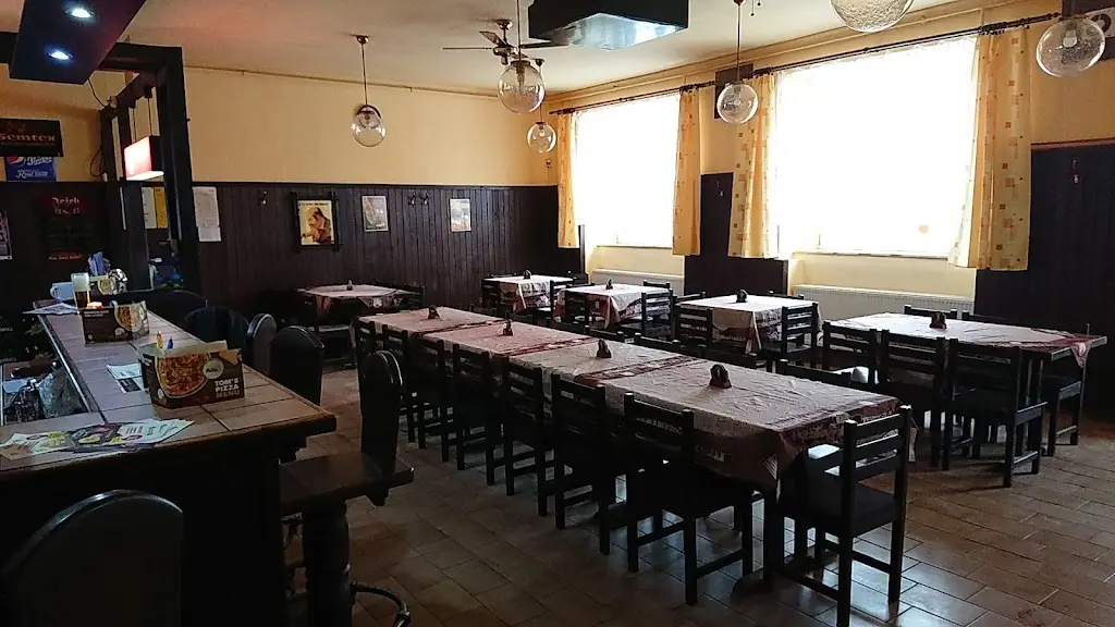 Restaurace U Kazdů restaurant in Budišov