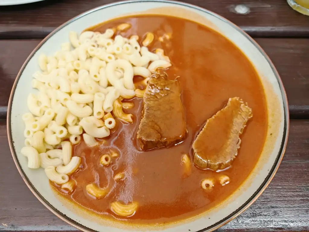 Barbara Rojo_Radniční restaurace_Brtnice_review