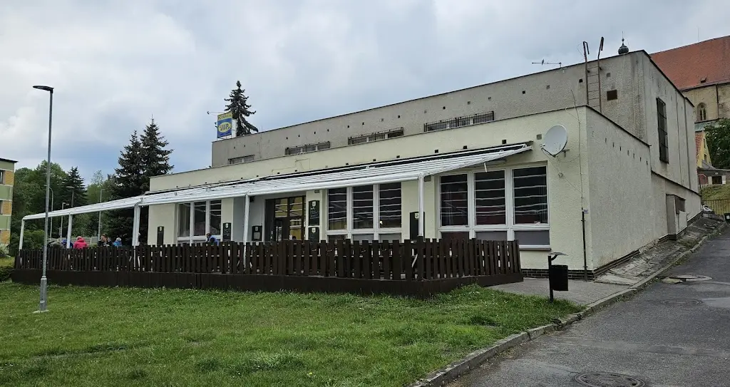 Antonín Jalovec_Pub Cihelna_Žlutice_review