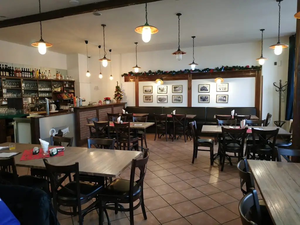Pub Cihelna restaurant in Žlutice