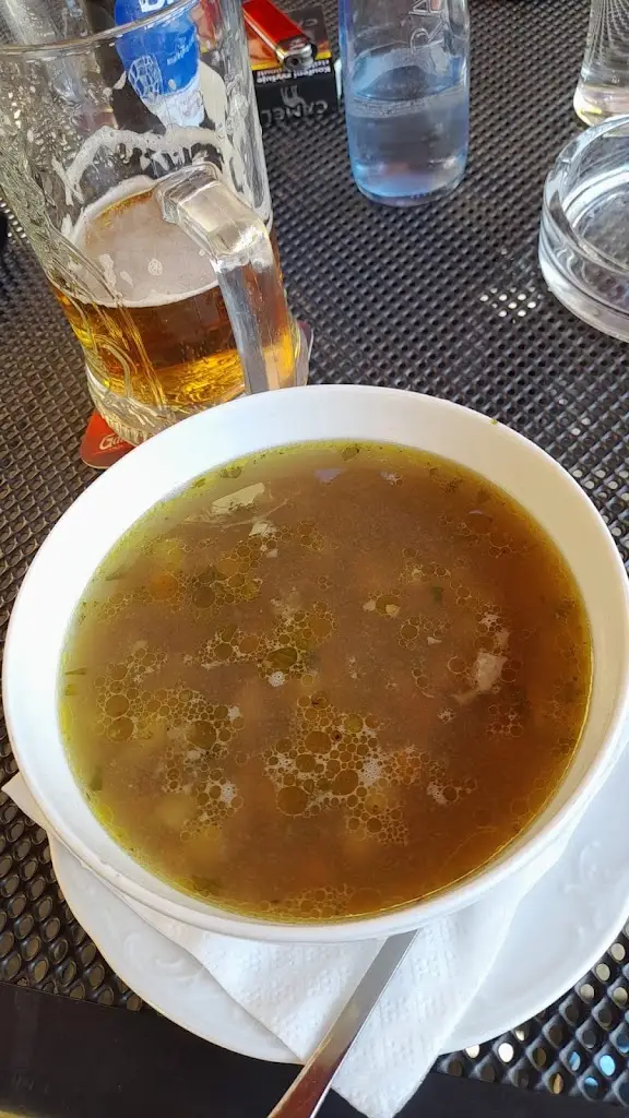 Klara Bundova_Restaurace Nad Hradbami_Žlutice_review