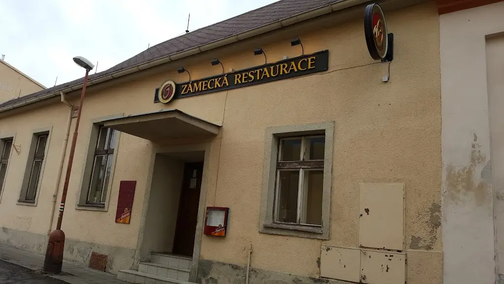 Zámecká restaurace restaurant in Žlutice