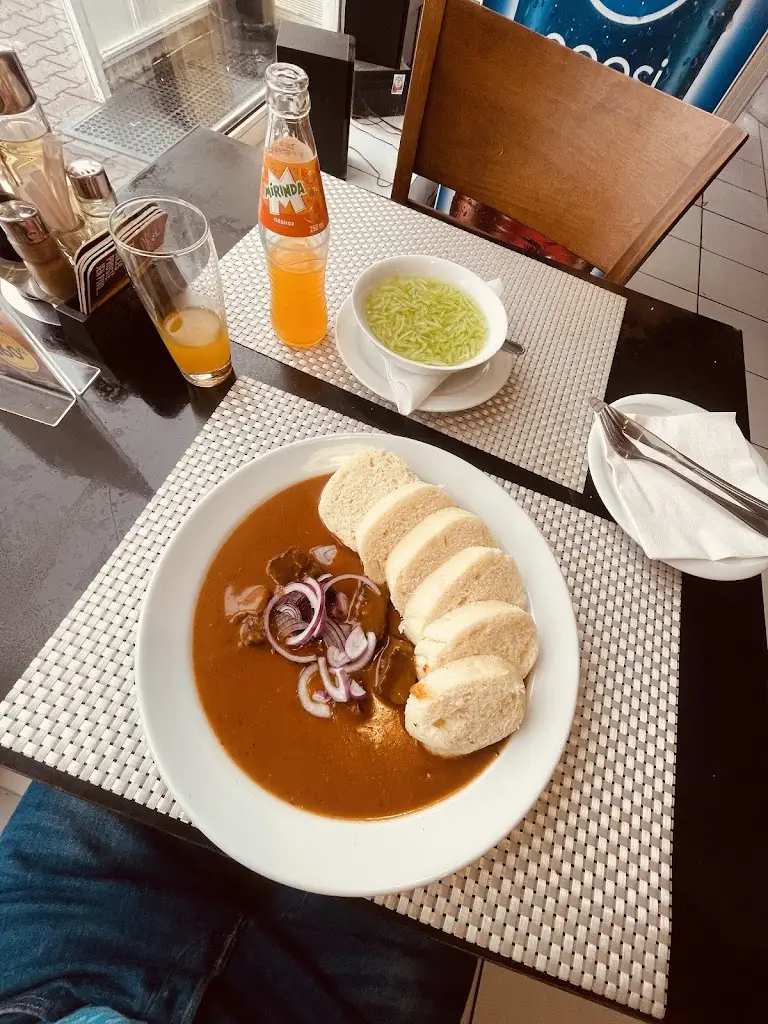 Restaurant Non Stop restaurant in Žlutice