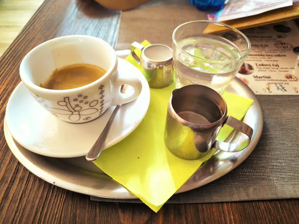 Franqueza Cafe_Bystřice nad Pernštejnem_slider_image_3