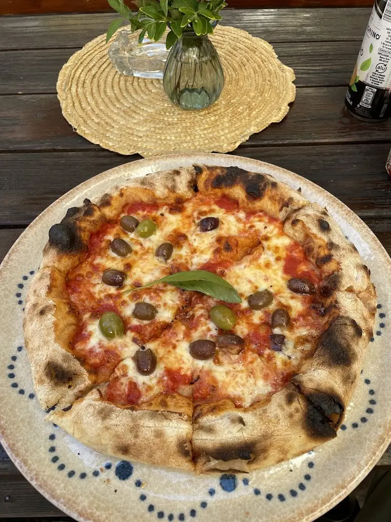 Stanisław Blumenfeld_Nonna Gina_Český Krumlov_review