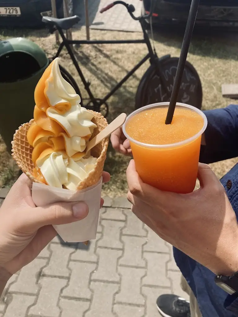 Anet_Cukrárna family café_Golčův Jeníkov_review