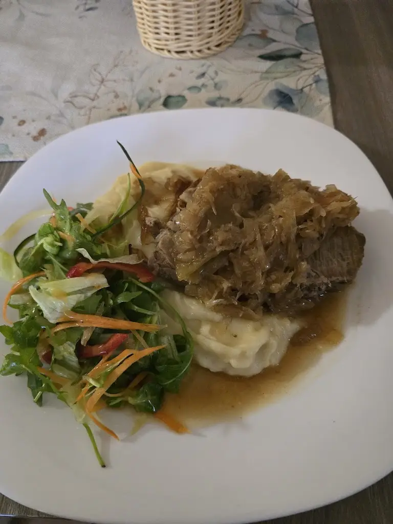 Frits K_Restaurace na venkově_Herálec_review