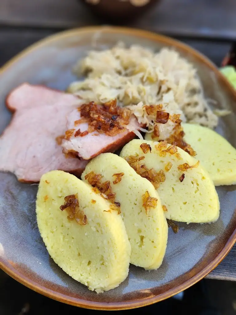 Tavern of the Two Maries_Český Krumlov_slider_image_3