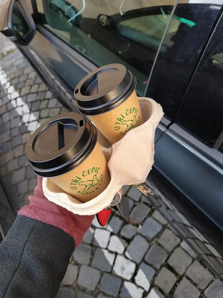 Veronika X_U Tří čepic_Dolní Cerekev_review