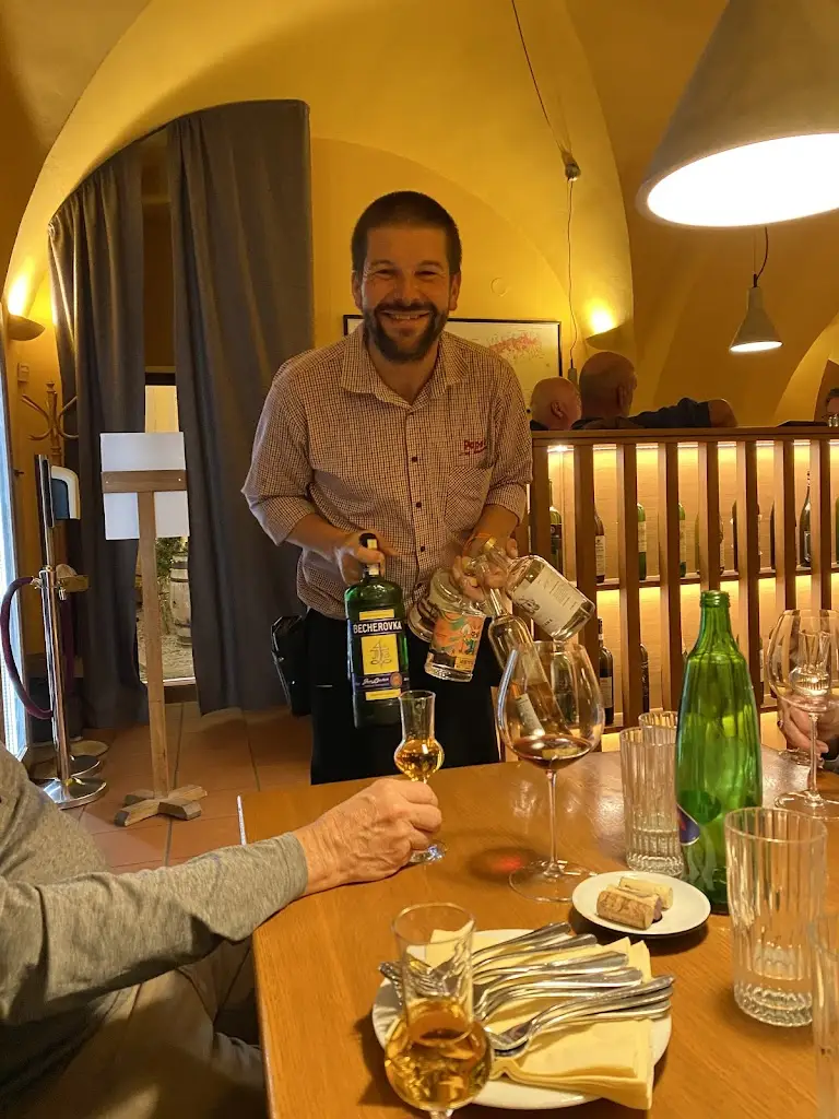 Sheila Thomas_Papa's Living Restaurant_Český Krumlov_review