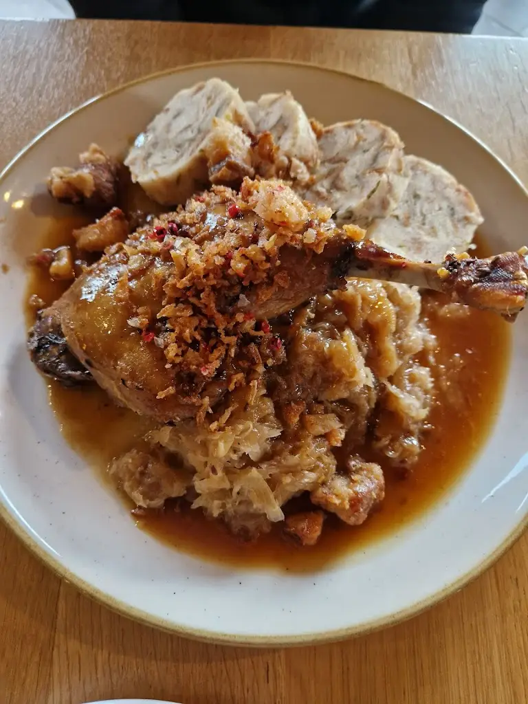 Kinga Golik_Pivnice Na Štokách_Humpolec_review