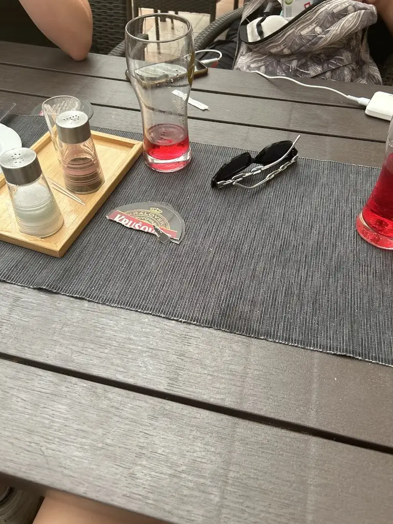 Stella Riefenthaler_Restaurace Viola-lessl_Jaroměřice nad Rokytnou_review