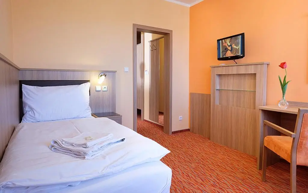 Hotel Opera_Jaroměřice nad Rokytnou_slider_image_1