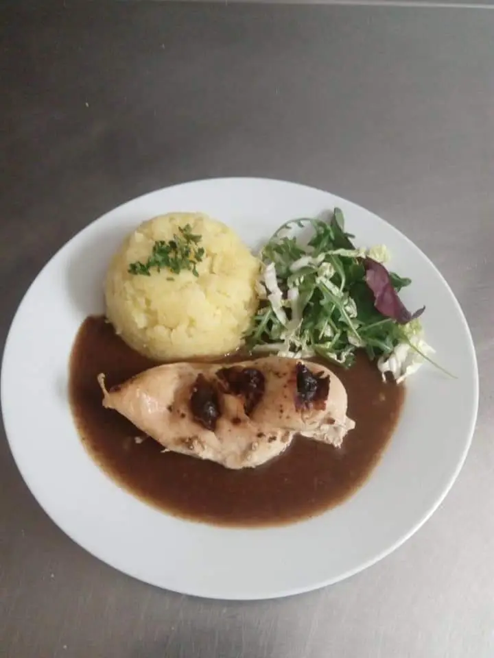 Menu_PIPI GRIL_Jemnice_immagine_3