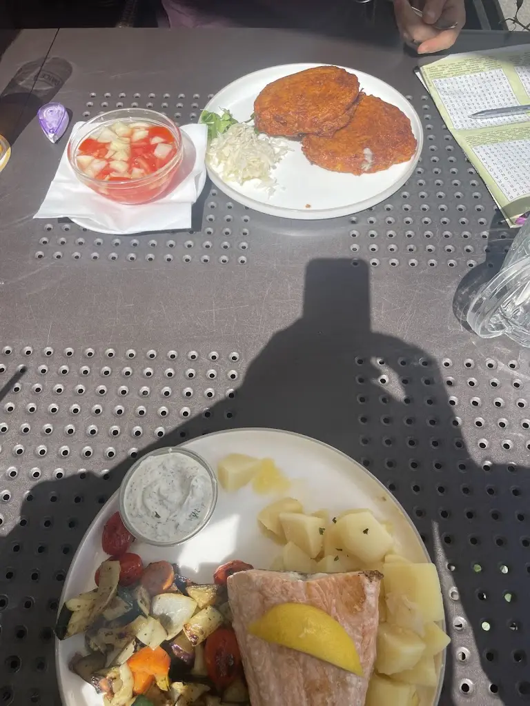 Robin Nedvěd_Guesto_Jihlava_review