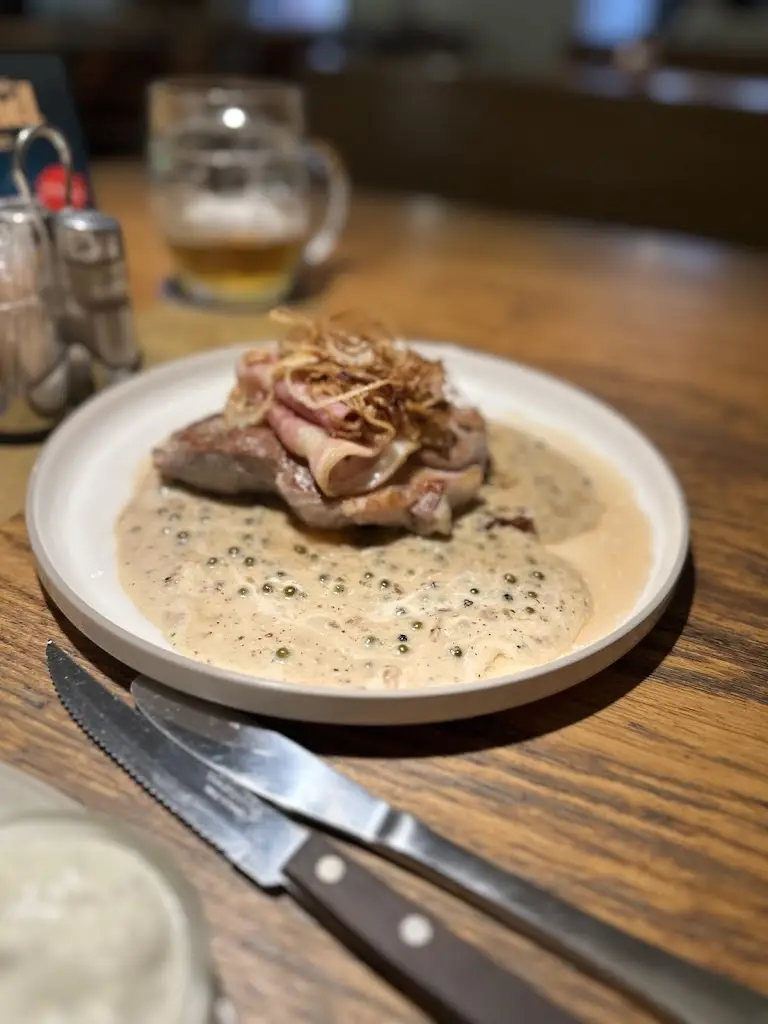 Kristina Dilova_Guesto_Jihlava_review