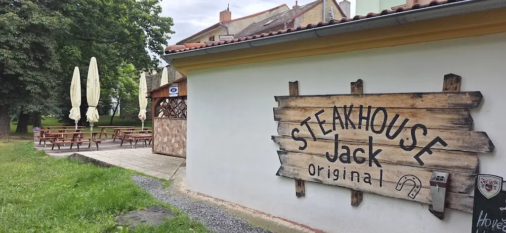 Lee Stevenson_Steak House Jack_Jihlava_recensione