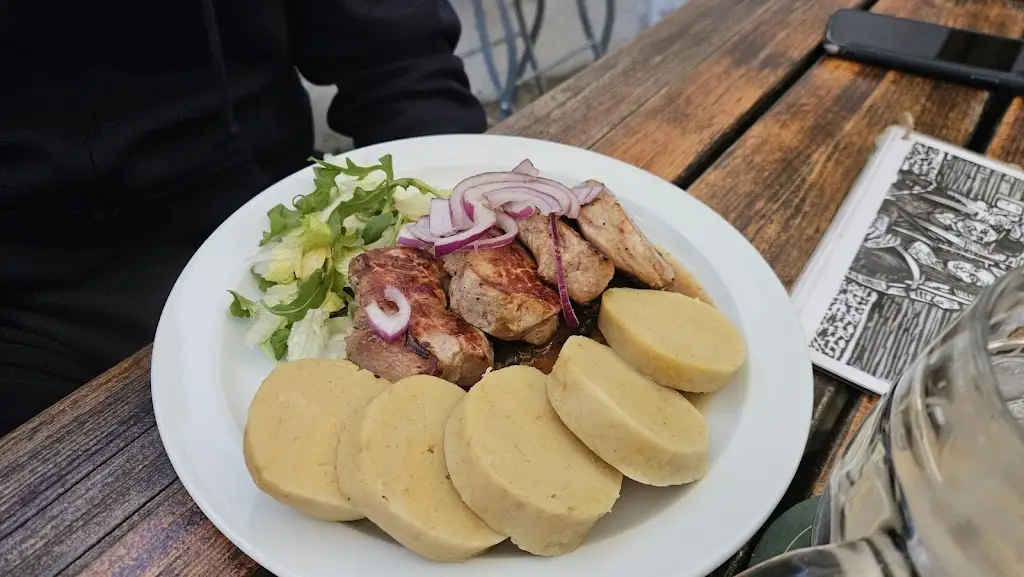 Tomasz Zawisza_Travellers restaurant_Český Krumlov_review
