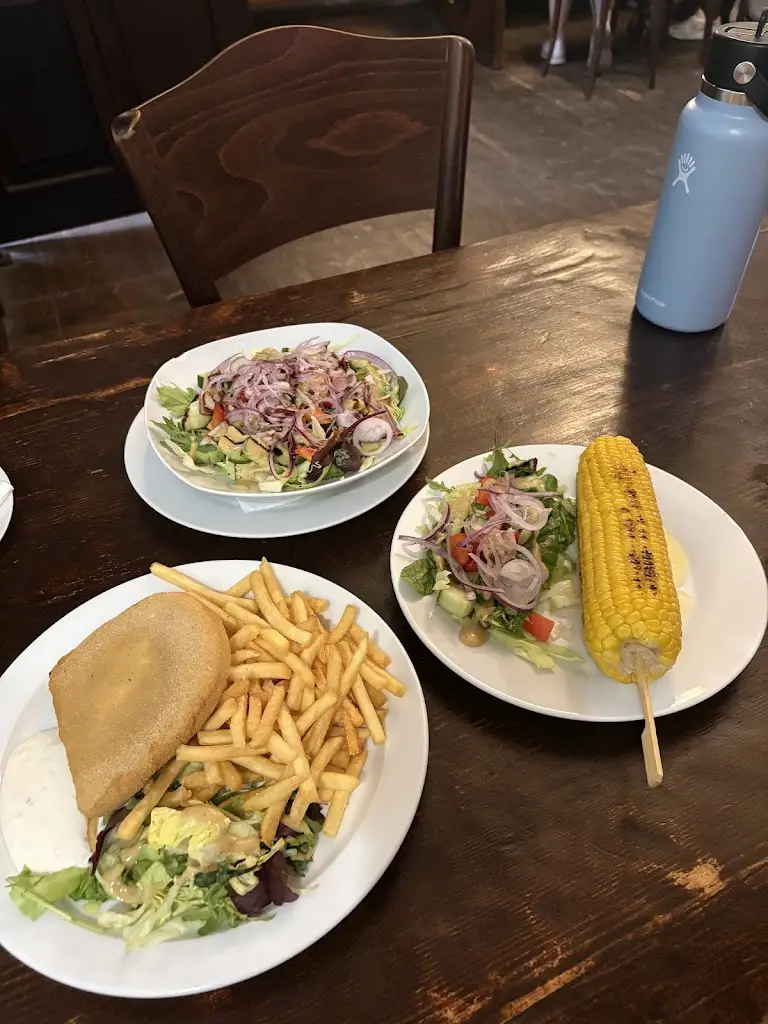 Shannon White_Travellers restaurant_Český Krumlov_review