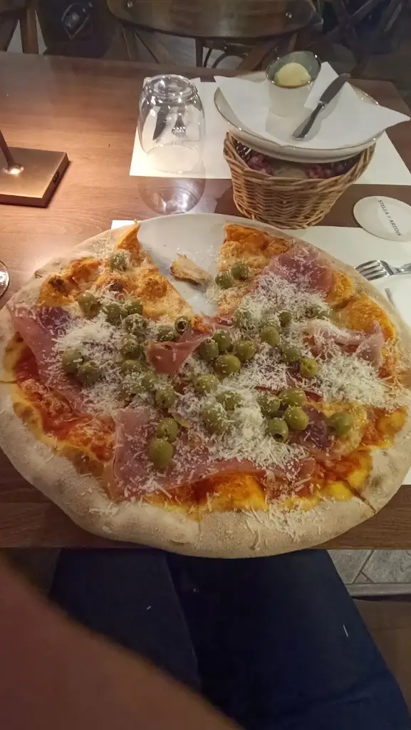 Aydın C_Pizzerie Venezia_Jihlava_review