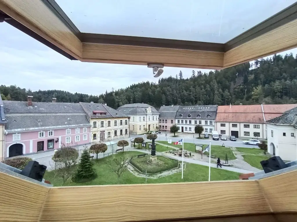 Just Jimramov_Jimramov_slider_image_3