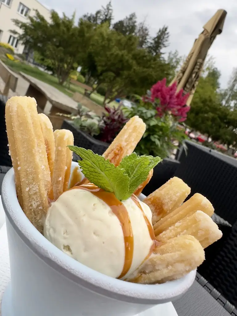 Na Rynku & Pub_Kamenice_slider_image_2