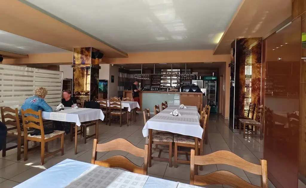 Restaurace Křižanov restaurant in Křižanov