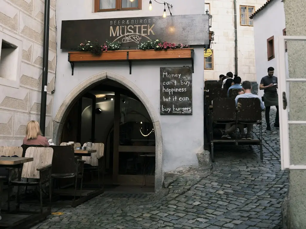 Můstek Beer&Burger ristorante a Český Krumlov
