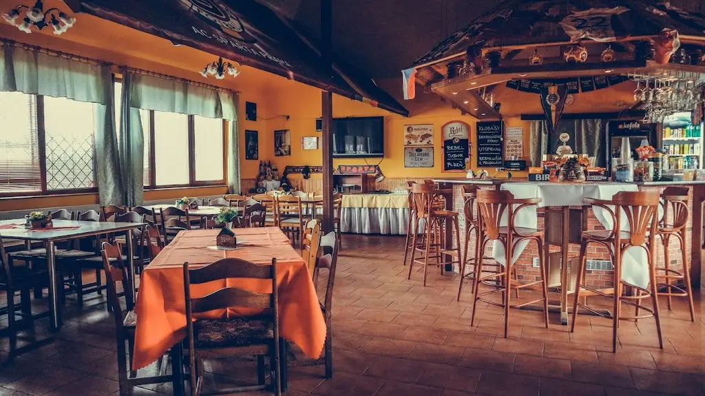 Restaurace Pendolino restaurant in Havlíčkův Brod