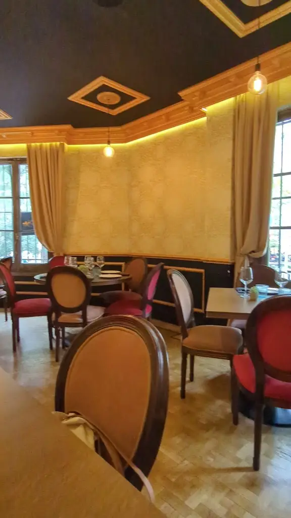 Evan Kuo (Taiwanese in Madrid)_Restaurante Kuche_Křížová_review