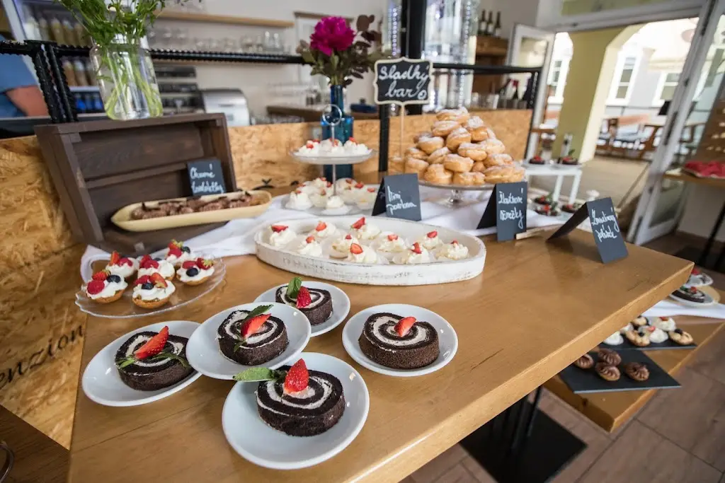 Pension and restaurant At The River_Ledeč nad Sázavou_slider_image_2