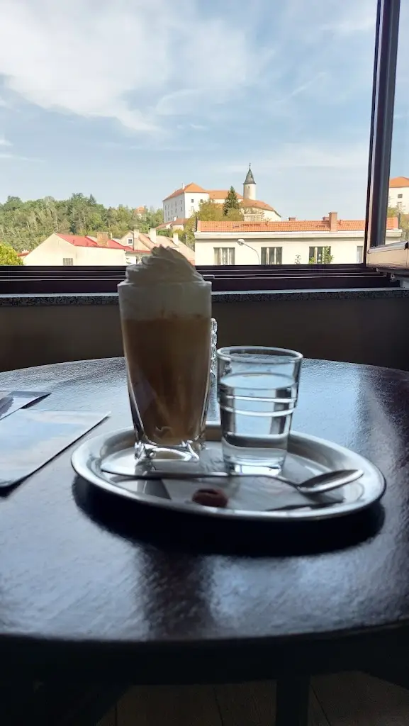 Kristupas Ti_Kavárna Kovárna_Ledeč nad Sázavou_review