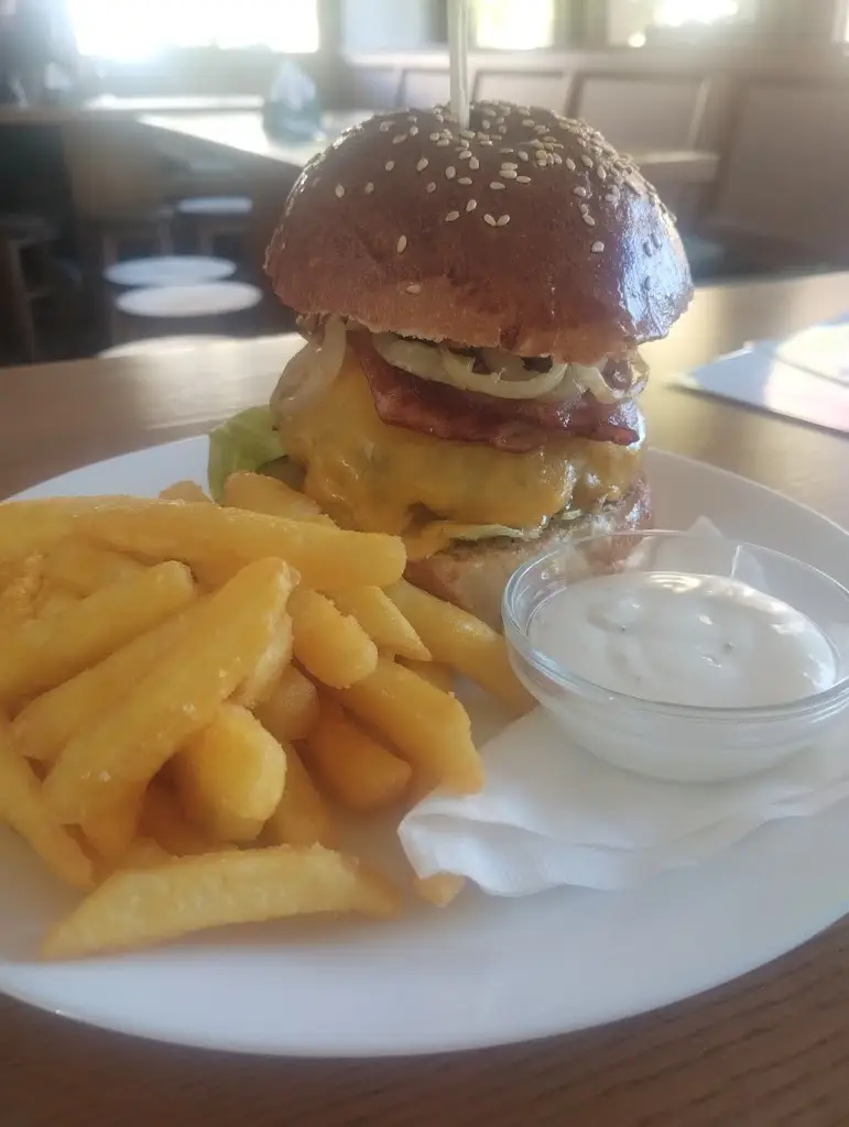 Kiosek u Trati_Ledeč nad Sázavou_slider_image_2