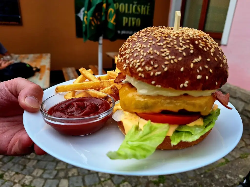 Kiosek u Trati_Ledeč nad Sázavou_slider_image_3