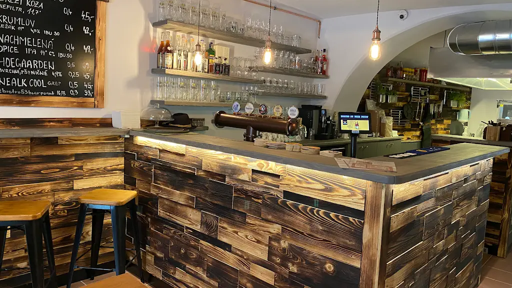 Bistro 53 Beer Point restaurant in Český Krumlov