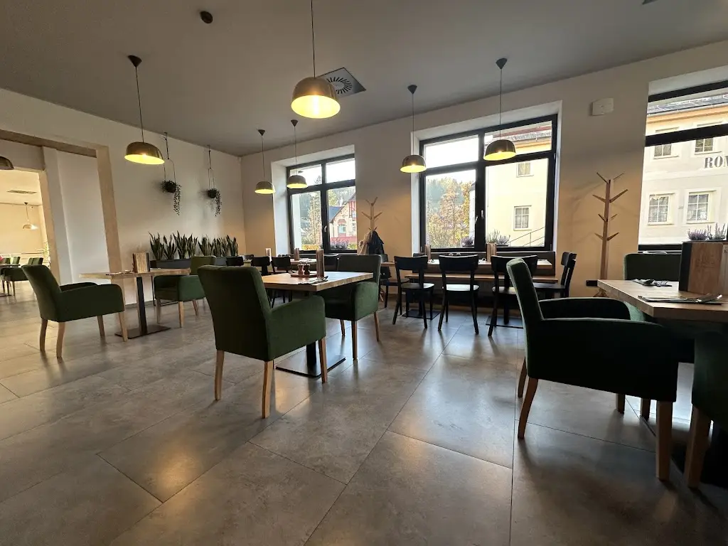 Restaurace LÍPA_Lípa_slider_image_1
