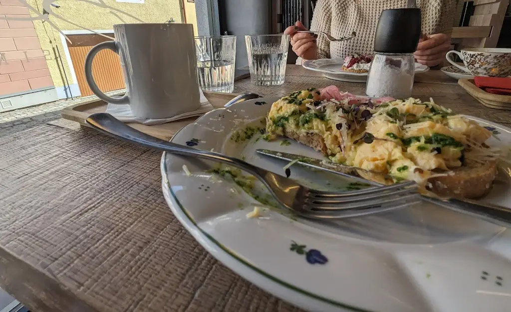 Joe Lobotka_Bistro TOPINKA_Český Krumlov_review