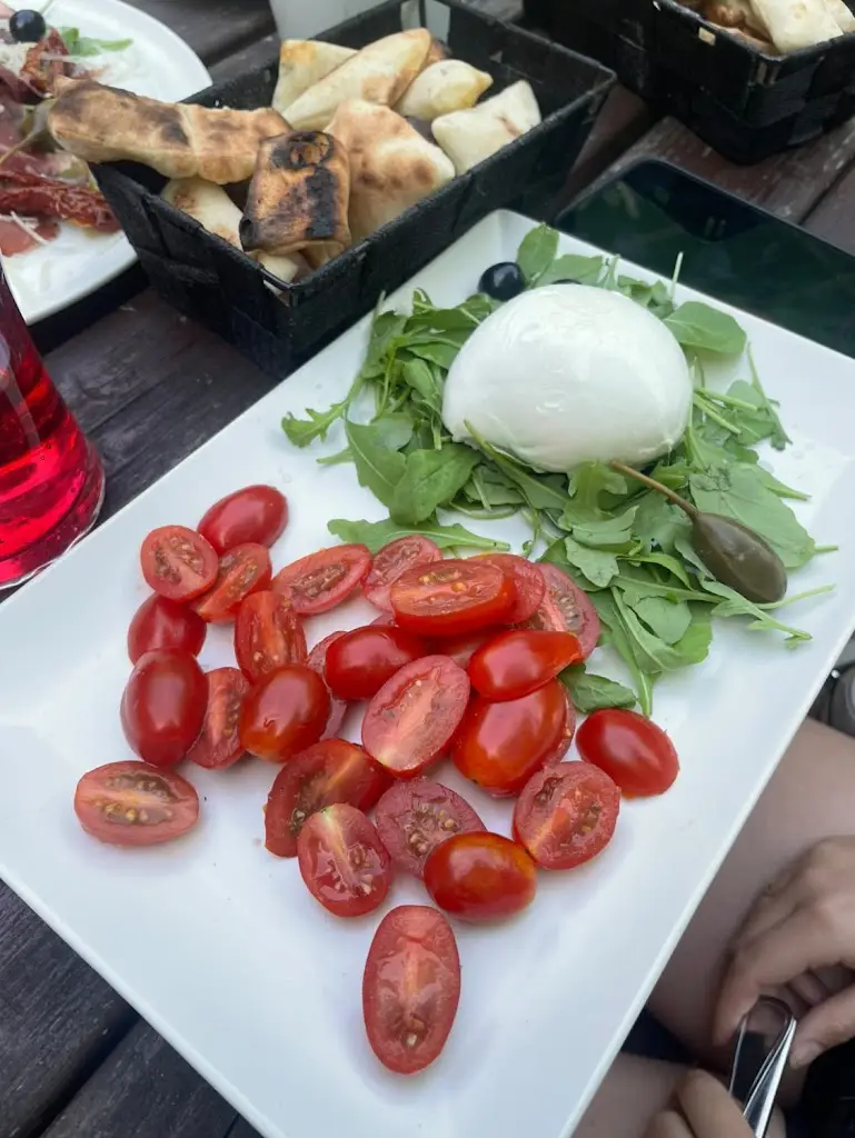 Barbora Kleinová_Tartaruga_Lípa_review