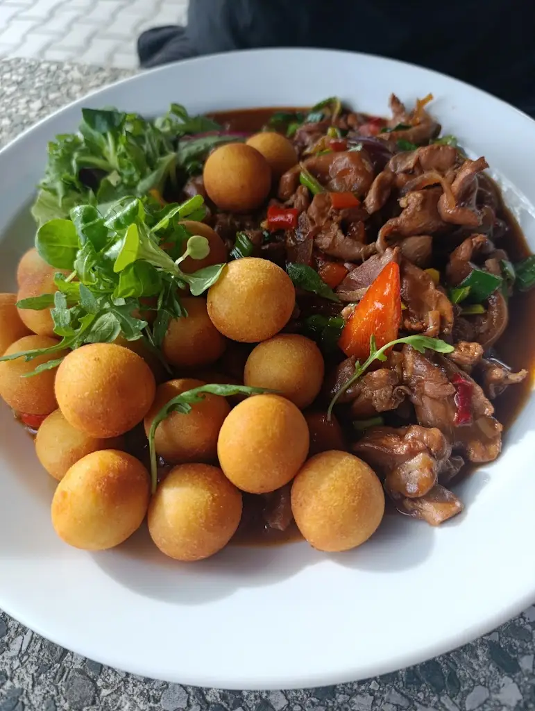 Nikola Tulachová_Restaurace Svárov_Lípa_review