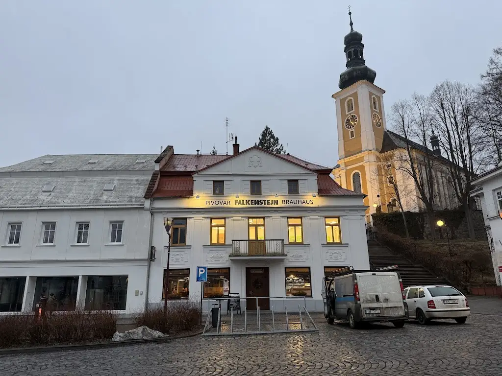 Stephanie Paluda_Falkenštejn Brewery_Lípa_review