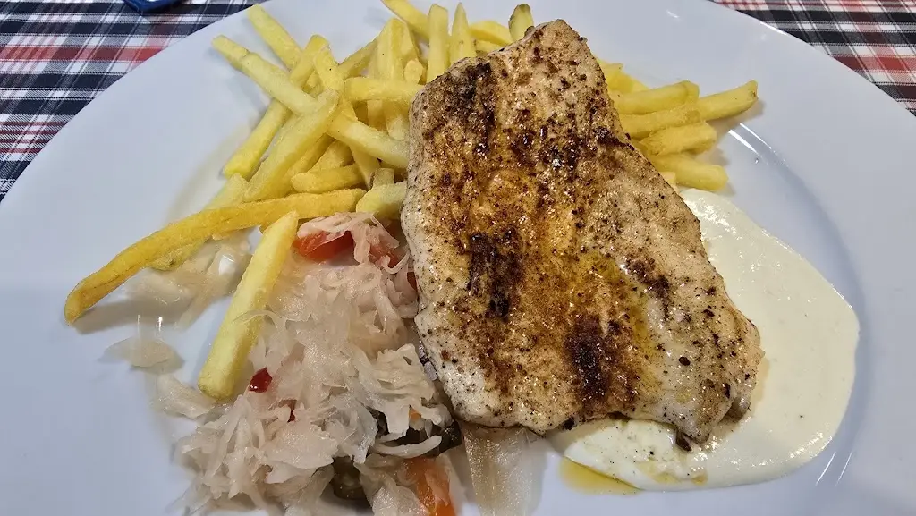 Michael K._Restaurant 