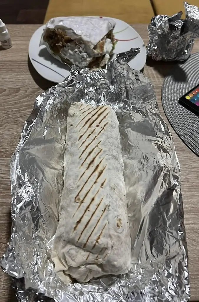 Martin Tesař_KEBAB HOUSE MORAVSKÉ BUDĚJOVICE, 1. máje 118_Moravské Budějovice_recensione