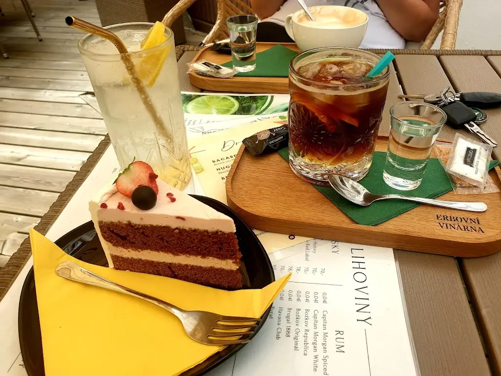 Peter Hrúz_Erbovní vinárna_Moravské Budějovice_review