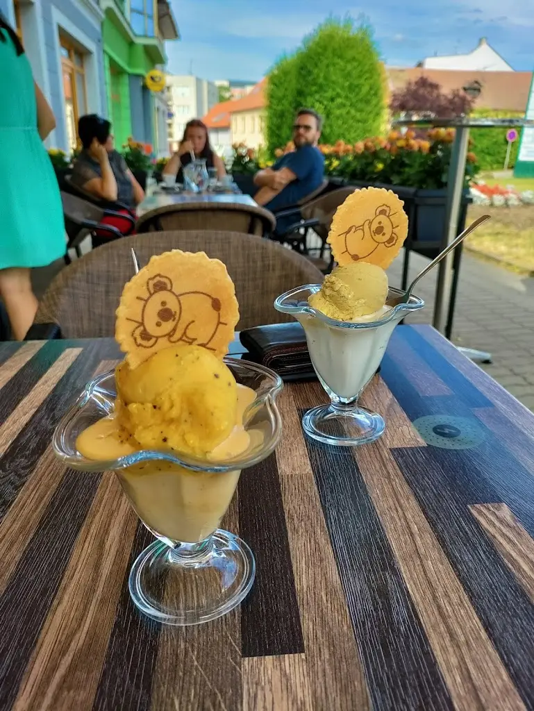 Jídelna a obchod Zahrada_Okres Pelhřimov_slider_image_2